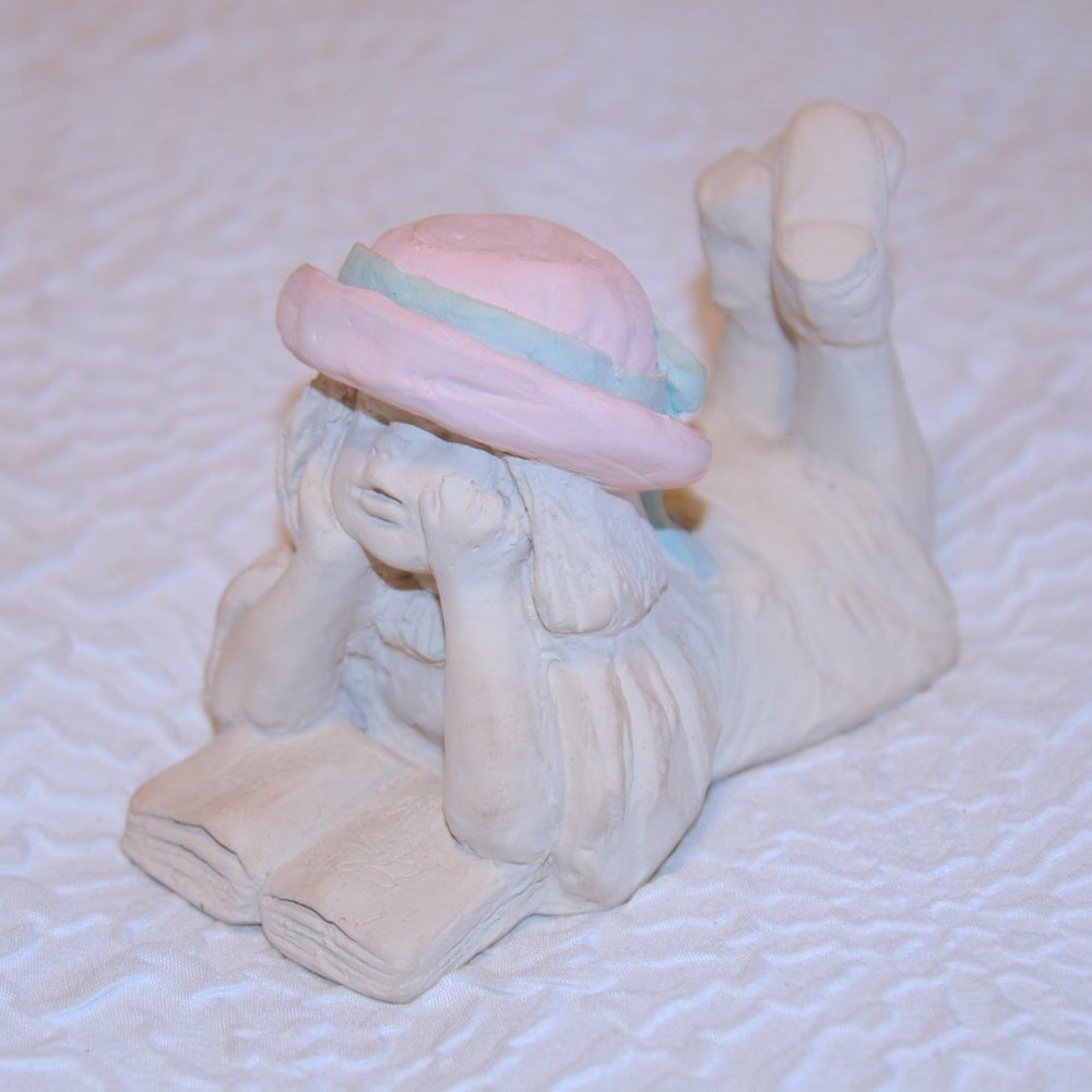 Bright Eyes Hat Kids Afternoon Story Figurine